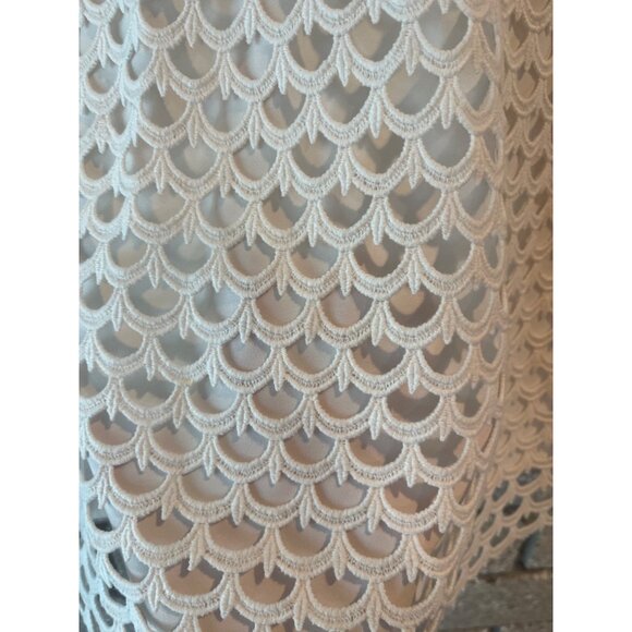 Ann Taylor White Scalloped Lace Short Sleeve Blouse M - Picture 4 of 6